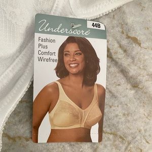 Underscore- wire free bra in white 44B